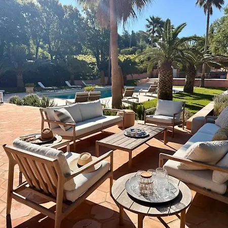 Readhostprofile! 5 Bedrooms Luxury Villa With Private Pool Apartament *