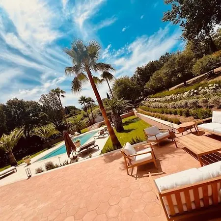 Apartament Readhostprofile! 5 Bedrooms Luxury Villa With Private Pool *